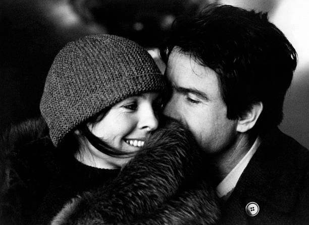 79岁“美国瑰宝”黛安·基顿去世，梅姨、小李子等众星悼念