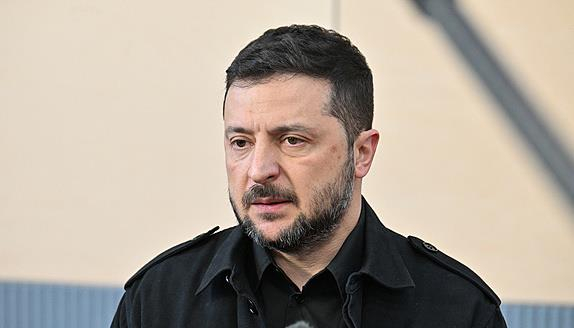 向美寻求“战斧”导弹 泽连斯基：仍在等待特朗普最终决定