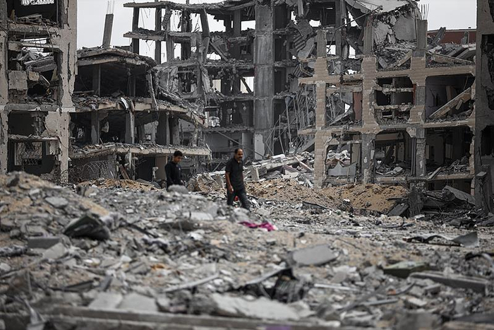 时隔6个月 运载燃料物资的卡车首次进入加沙地带