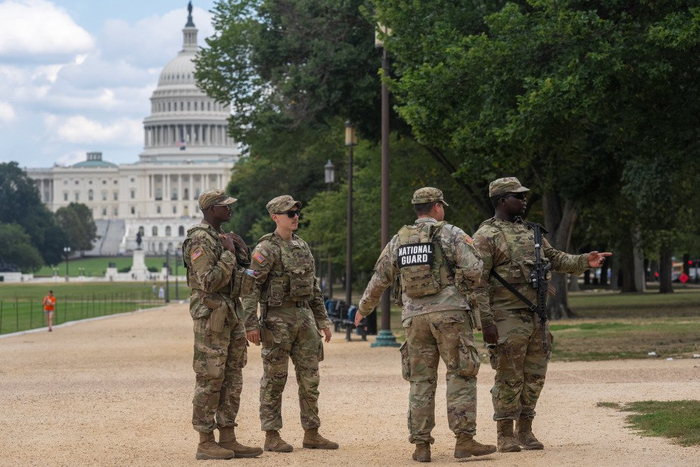 特朗普称“友人”捐1.3亿美元填补军饷缺口