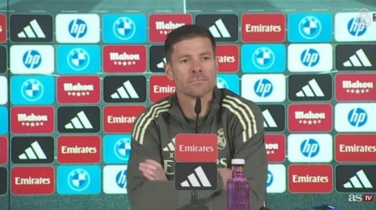 阿隆索:我不会谈论亚马尔的言论,重要的是我们在球场上的表现