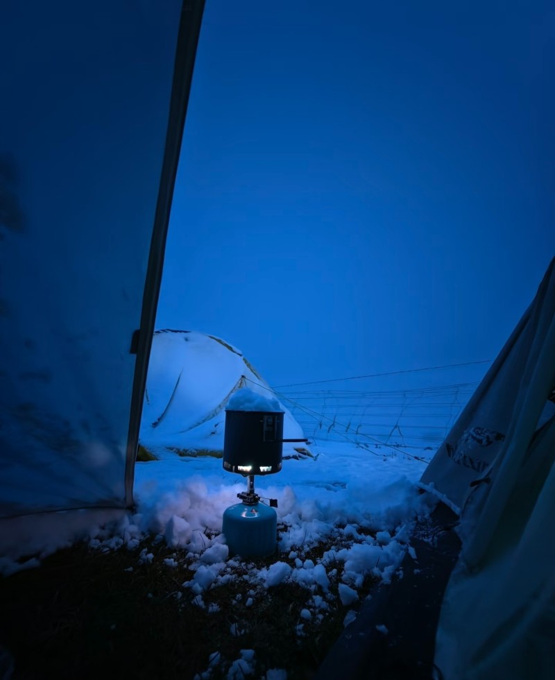 徒步探险遇险频发：美景与险境的博弈，谁在为“野生徒步”买单？