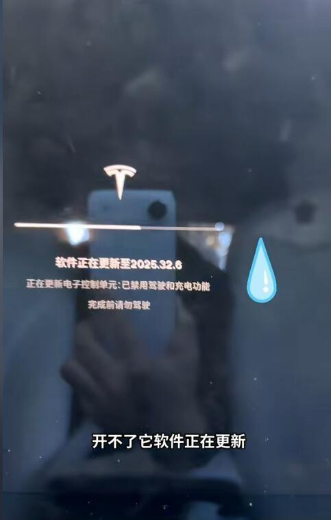 美的被京东罚款500万？知情人士：造谣！明显有平台操纵；小米密集调整：雷军亲自挂帅汽车新部门；巨人网络CEO张栋辞职，刘伟回归