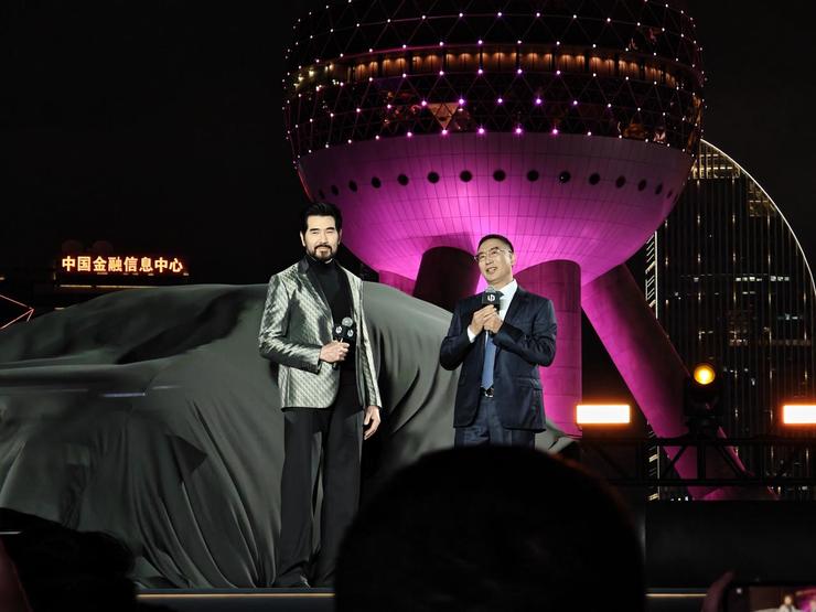 零跑旗舰D系列发布，定价20万元以上，D19能否扛起高端化大旗？ | 智驾前线