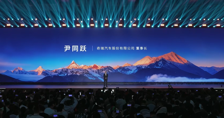 捷途纵横G700上市，70万SUV能上路也能水里游 ｜ 智驾前线