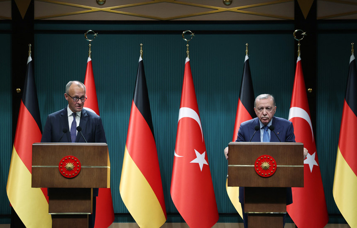 土耳其总统会见德国总理 聚焦加沙冲突及双边关系