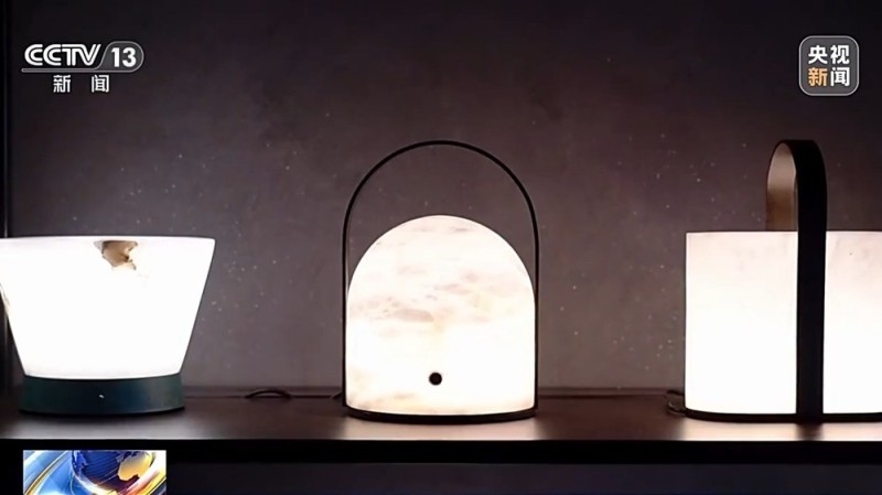 “一盏灯可以做100年” 三代人见证灯具市场发展变迁