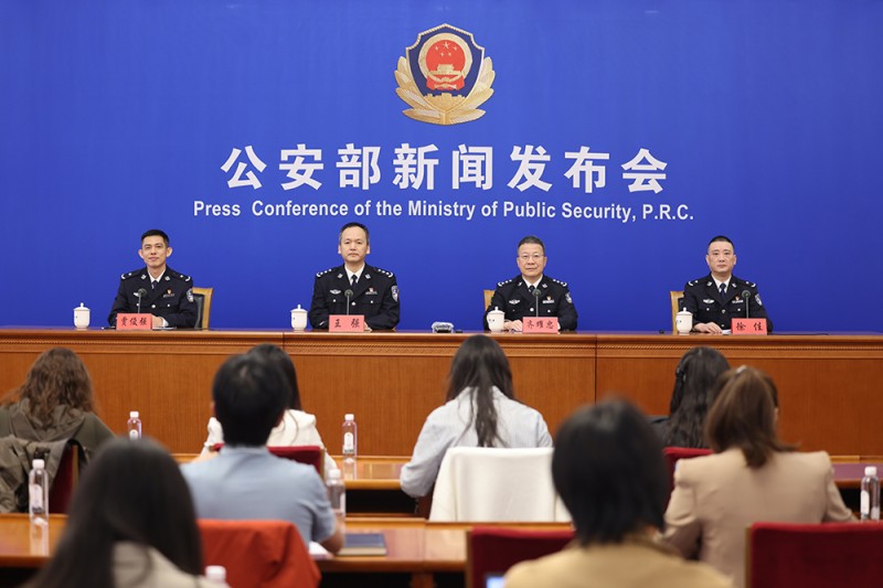 全面推行国产小客车新车上牌“一件事” 公安部再推7项公安交管“高效办成一件事”改革措施