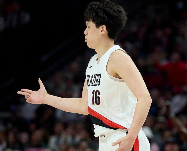 16分4板3帽！杨瀚森展现天赋，肖华把话挑明，NBA与中国篮球双赢