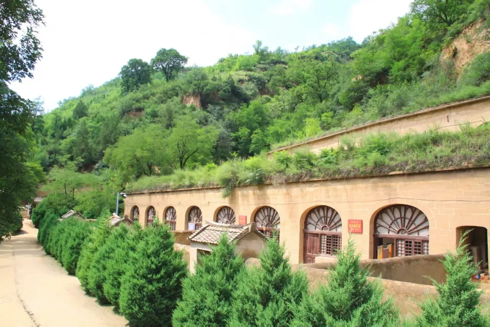 红星照耀中国｜为何今日，我们仍要“到延安去”？