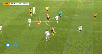 进球大战！切尔西4-3狼队晋级联赛杯8强 吉腾斯1射2传德拉普染红