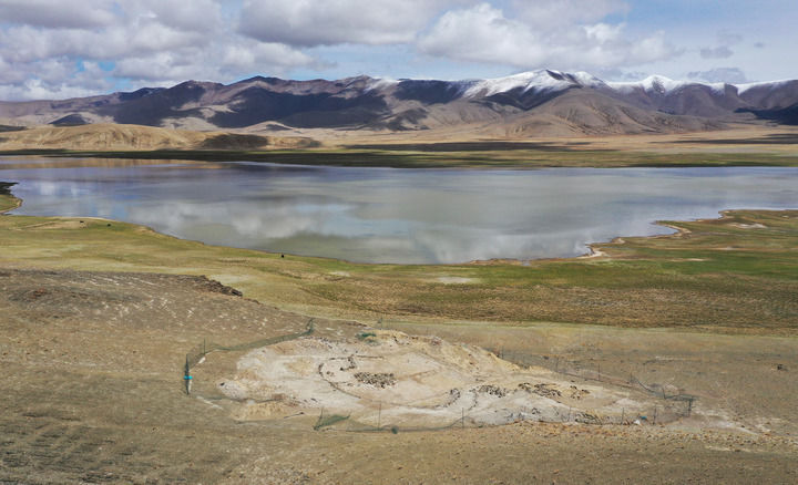 谱写传统与现代交融的华彩乐章――智库报告解析西藏的乡村发展与文化传承