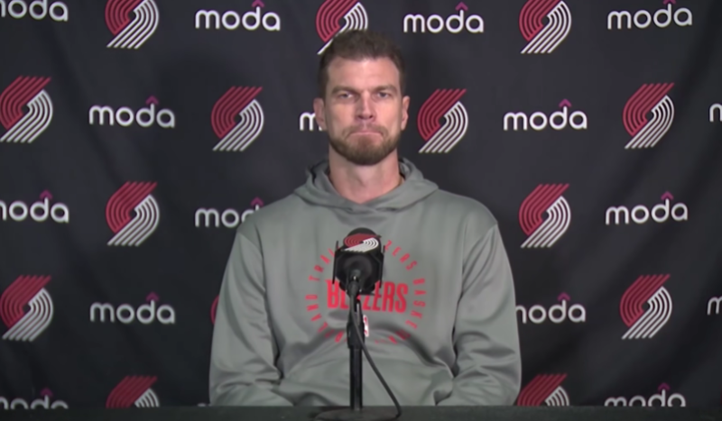 主帅解释瀚森现状：还是新秀不能打很长时间 需要时间适应速度和对抗