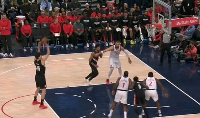 0分,又是0分!快船的首发分卫啊!杨瀚森NBA生涯新低