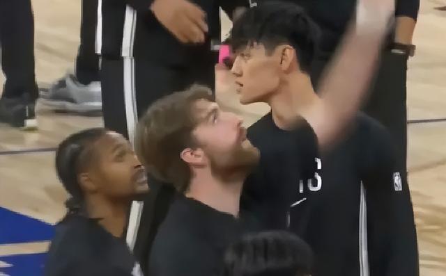 篮网宣布！再见了，曾凡博！最恶心的NBA球队诞生