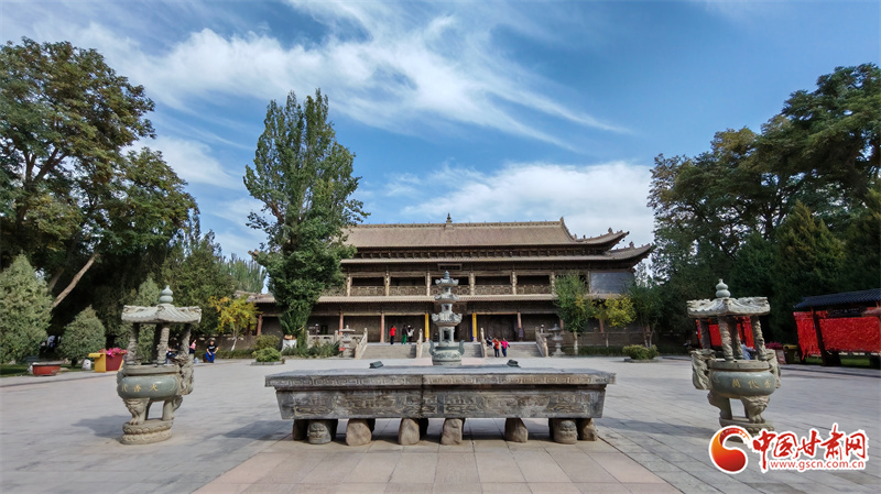 何以中国・壁画里的中国｜张掖大佛寺：丝路艺术瑰宝与交融坐标