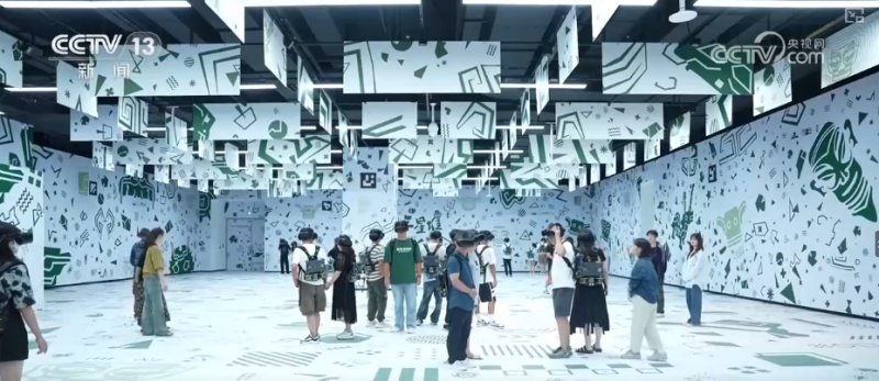 “潮”出消费新活力！文化IP跨界创新赋能传统文化全龄段“活态传承”