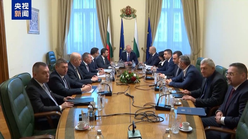 视频丨美制裁俄石油公司引发保加利亚各界担忧