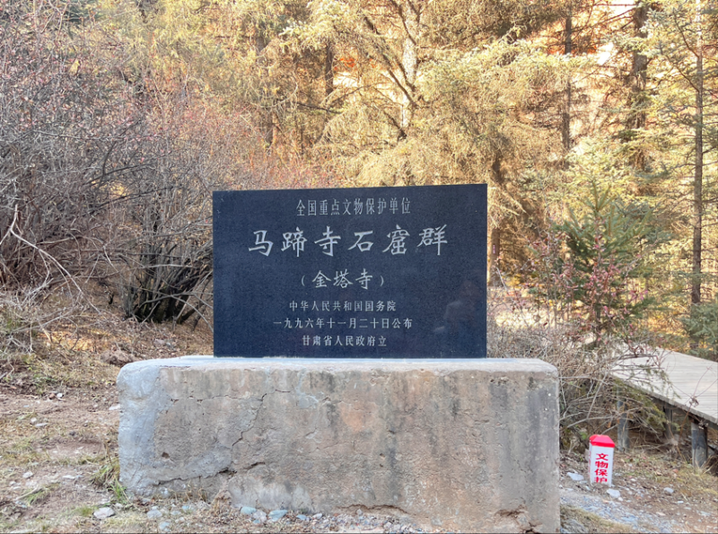 【何以中国・壁画里的中国】一位守窟人的二十年:与孤寂为伴,以赤诚守护“国宝”