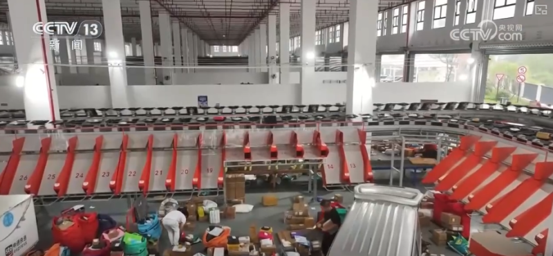 从仓储、航运、软件等多领域亮眼“成绩单” “数”读经济韧性与活力