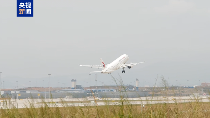 7点出发|游客买卤鹅发现蟑螂,商家反向抹零还拒绝退款!官方通报→