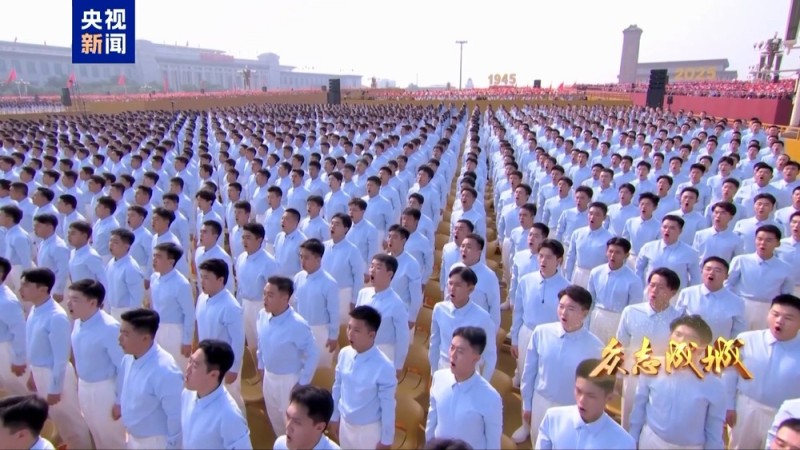 44万平方米广场上大合唱 3000人如何做到“声同一人”