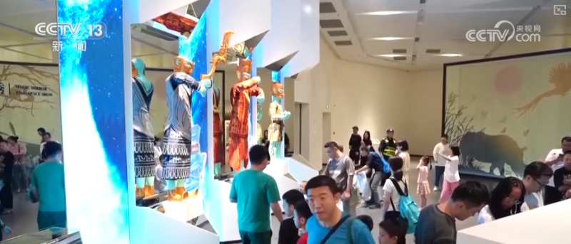 “潮”出消费新活力！文化IP跨界创新赋能传统文化全龄段“活态传承”