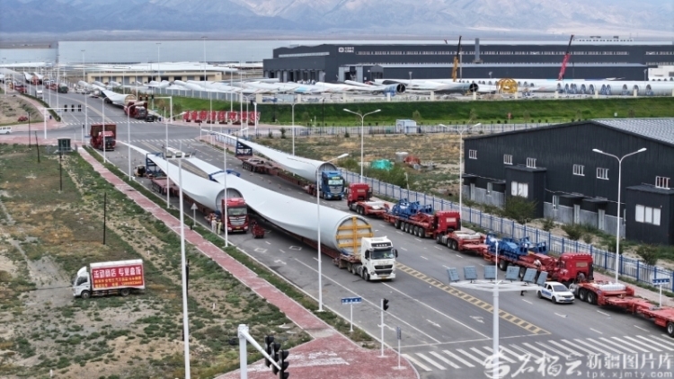 70年数新疆丨新疆“智造”跑起来