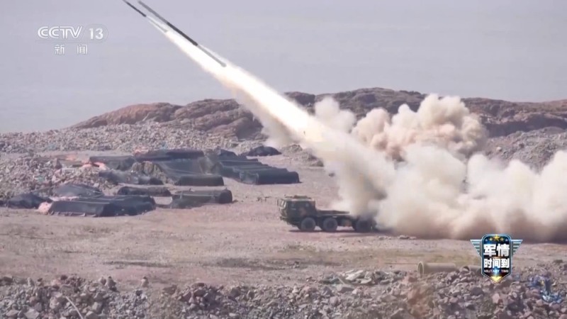 191远程箱式火箭炮有多厉害？“指哪打哪、量大管饱”