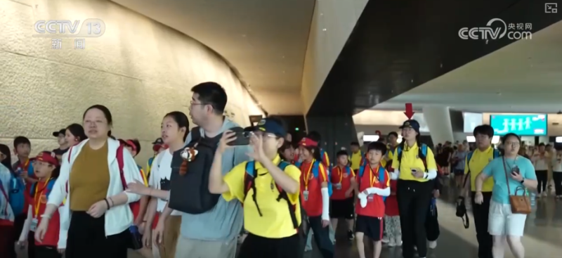 “潮”出消费新活力！文化IP跨界创新赋能传统文化全龄段“活态传承”