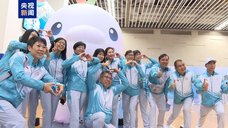 澳门举办十五运会及残特奥会澳门体育代表团授旗仪式