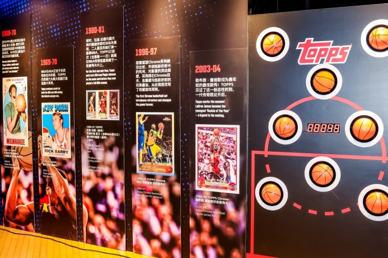 Topps NBA 篮球旗舰系列在京发布，马布里现身助阵
