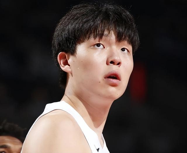 16分4板3帽！杨瀚森展现天赋，肖华把话挑明，NBA与中国篮球双赢