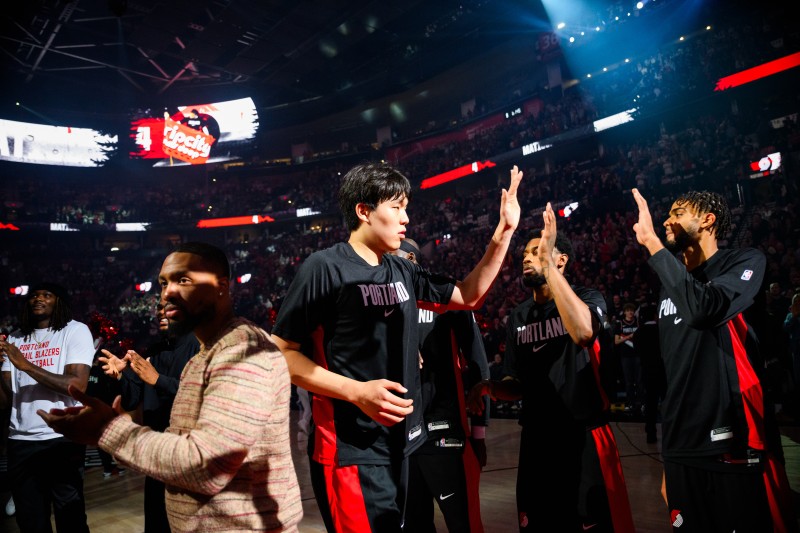 篮球——杨瀚森迎来NBA常规赛首秀