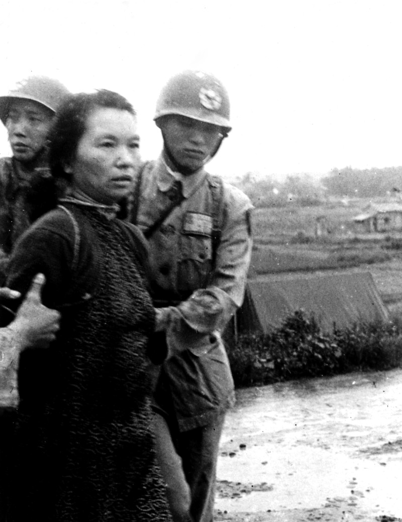 “告诉爸爸，妈妈很快就回来了” 这条归家路她走了60年