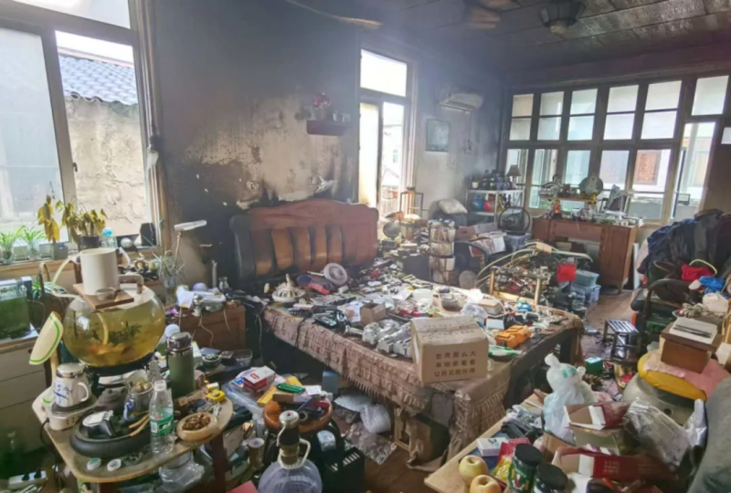 退休大爷在家“搞发明”引发火灾 这些家庭消防隐患要注意