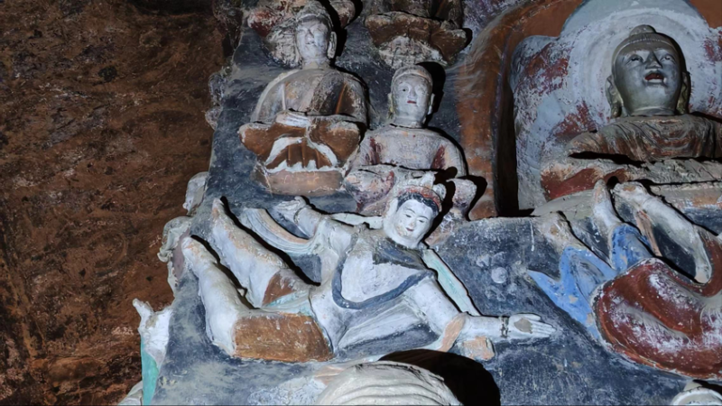 【何以中国・壁画里的中国】一位守窟人的二十年:与孤寂为伴,以赤诚守护“国宝”