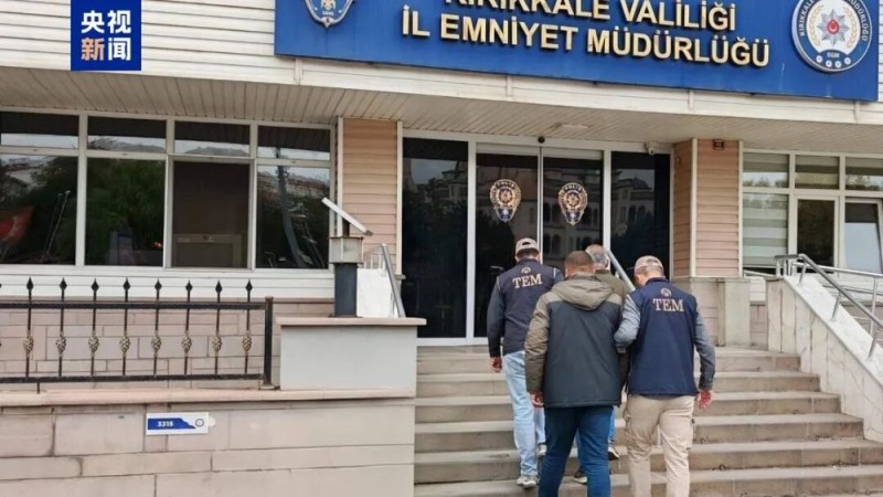 7点出发|肉联食品公司门口堆放大量死猪,当地通报!