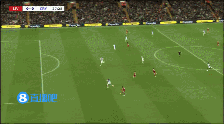 近7场6负！利物浦大轮换0-3水晶宫联赛杯出局 萨尔双响