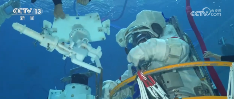 “70后”“80后”“90后”,出征!神舟二十一号乘组“跨界”也精彩