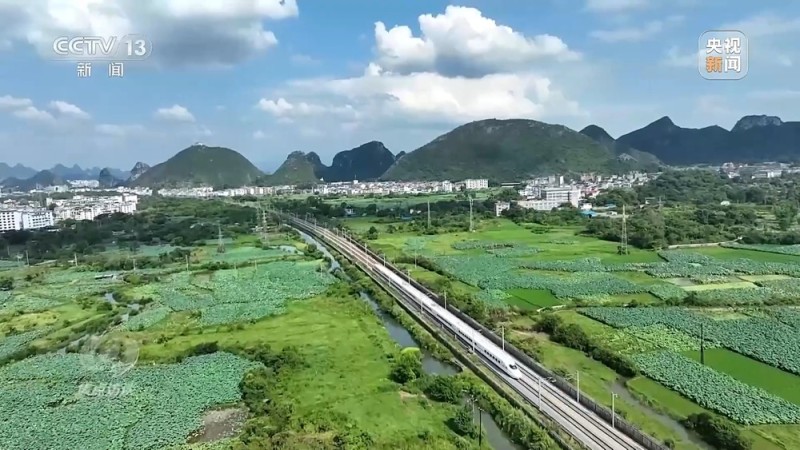 焦点访谈丨CR450动车组跑出中国创新“加速度”