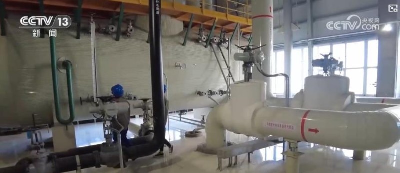 低温来袭多地提前供暖 应急维护、24小时值守保障温暖过冬