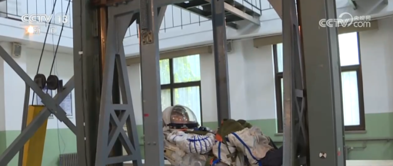 “70后”“80后”“90后”,出征!神舟二十一号乘组“跨界”也精彩