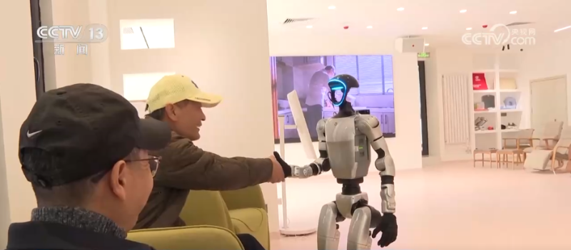 “智慧+”养老、高龄津贴“免申即享” 多维行动托起幸福“夕阳红”