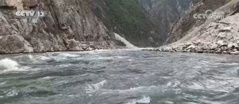 两座水电站同步大江截流意味着什么?“硬核”实力彰显中国力量