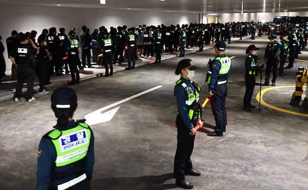 7点出发｜用“流浪汉闯入家中”图片整蛊？民警提醒！