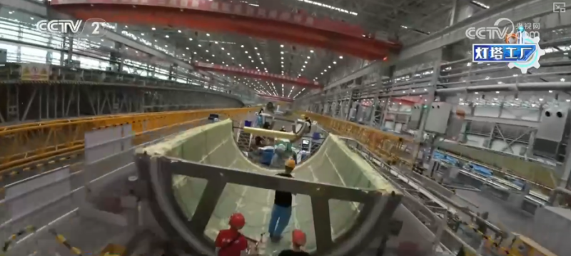 从“追赶者”向“领跑者”跃迁 “灯塔”之光照亮“中国智造”