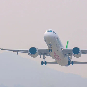 这国官宣：批准使用中国大飞机！该国航司已订购15架C919和15架C909
