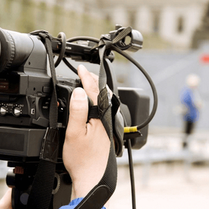 北京环球影城就“飞越侏罗纪”停驶事件致歉：因安全保护程序启动