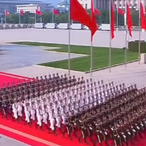 拾光纪·习近平：“一切民族英雄，都是中华民族的脊梁”